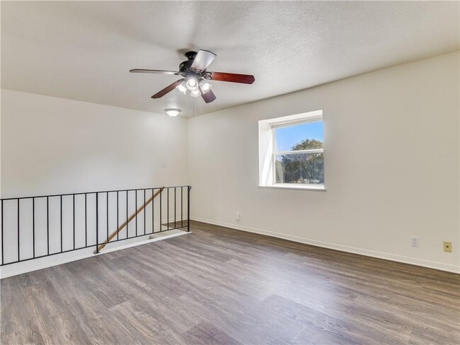 Photo - 2804 Westhill Dr Unit 101