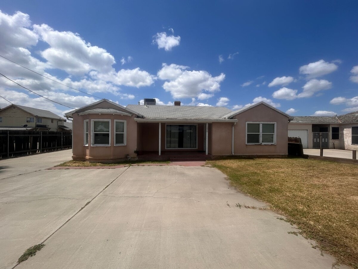 North Hanford spacious and affordable - North Hanford spacious and affordable