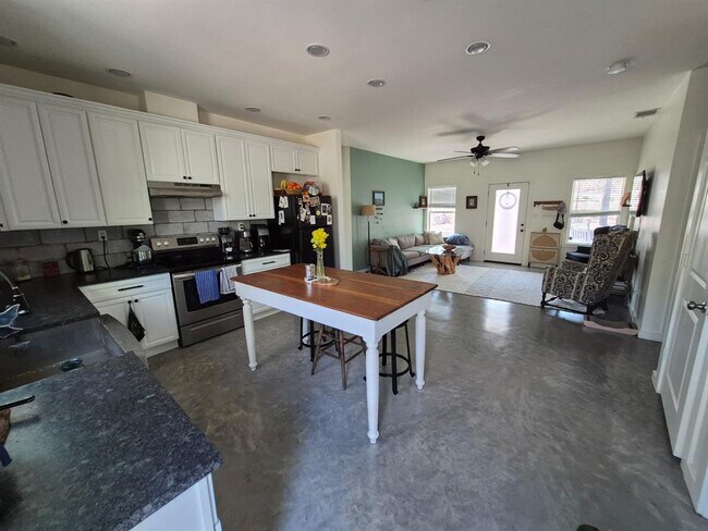 Photo - 107 Honopu Dr