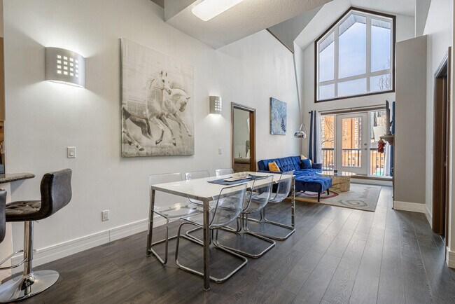 Photo - 138-118 18 Ave SE Unit ID1314536P