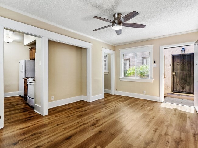 Photo - 1460 Gaviota Ave Unidad 07