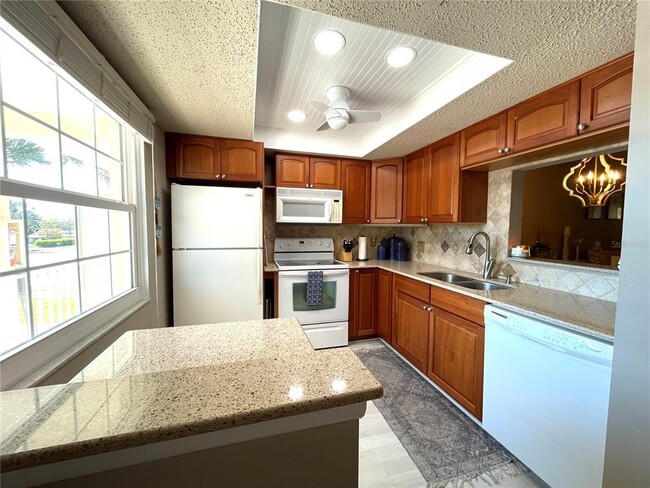 Photo - 920 Virginia St Unit 303