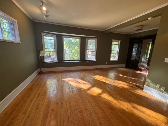 Sala de estar - 2178 N 48th St