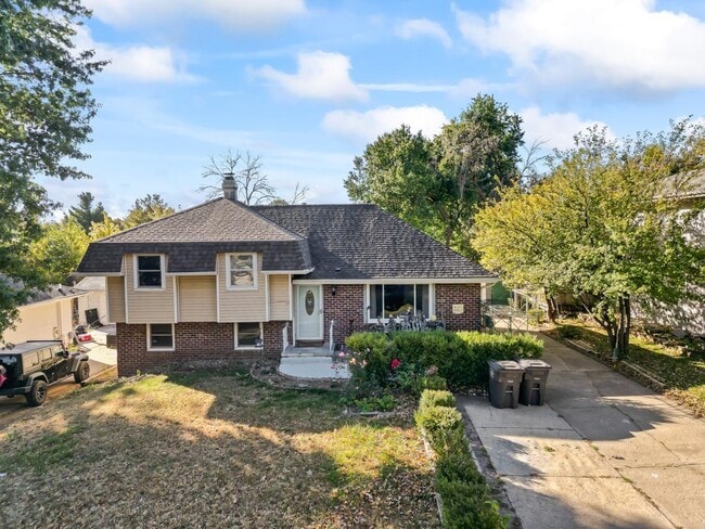 Building Photo - 323 Scandia Ave Rental