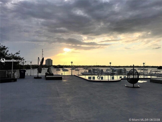 Photo - 7904 West Dr Unit 1004