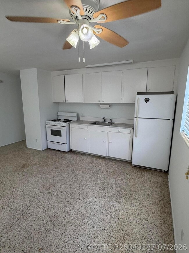 Photo - 350 Nottingham Blvd Unit 1