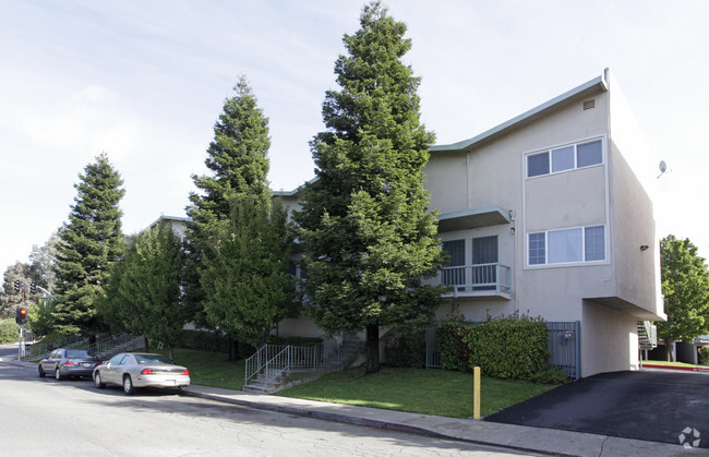 Bay Vista Apartments - Bay Vista Apartments