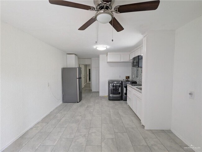 Photo - 6 Taylor N Rd