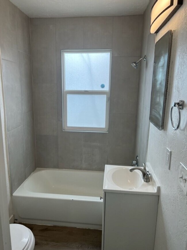 Photo - 163 E Commonwealth Ave Unit 3