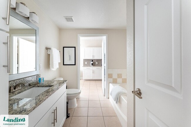 Photo - 2801 Biltmore Park Dr Unit 17-102