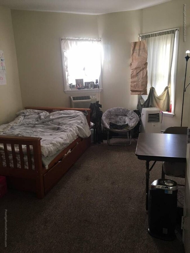 Building Photo - 81 S Huntington Ave Unit 1