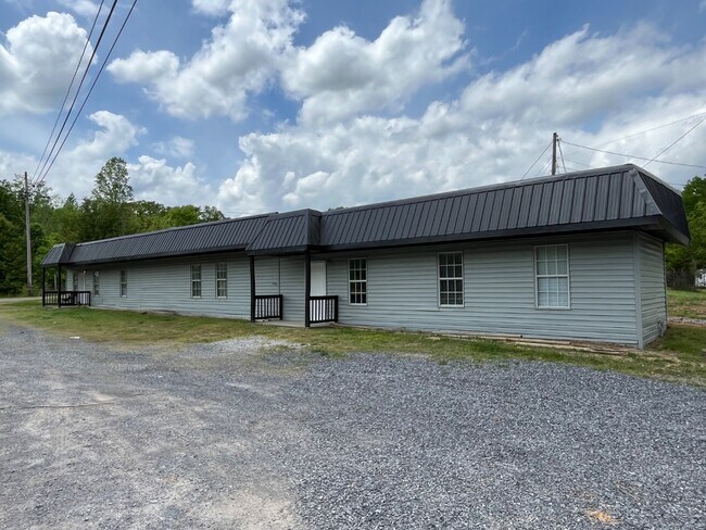 Photo - 2032 Mill Creek Road