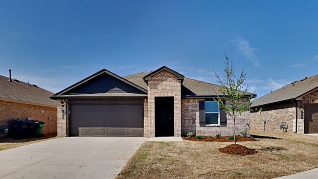 Building Photo - Very Nice 4 Bedroom 2 Bath Home in Yukon Schools