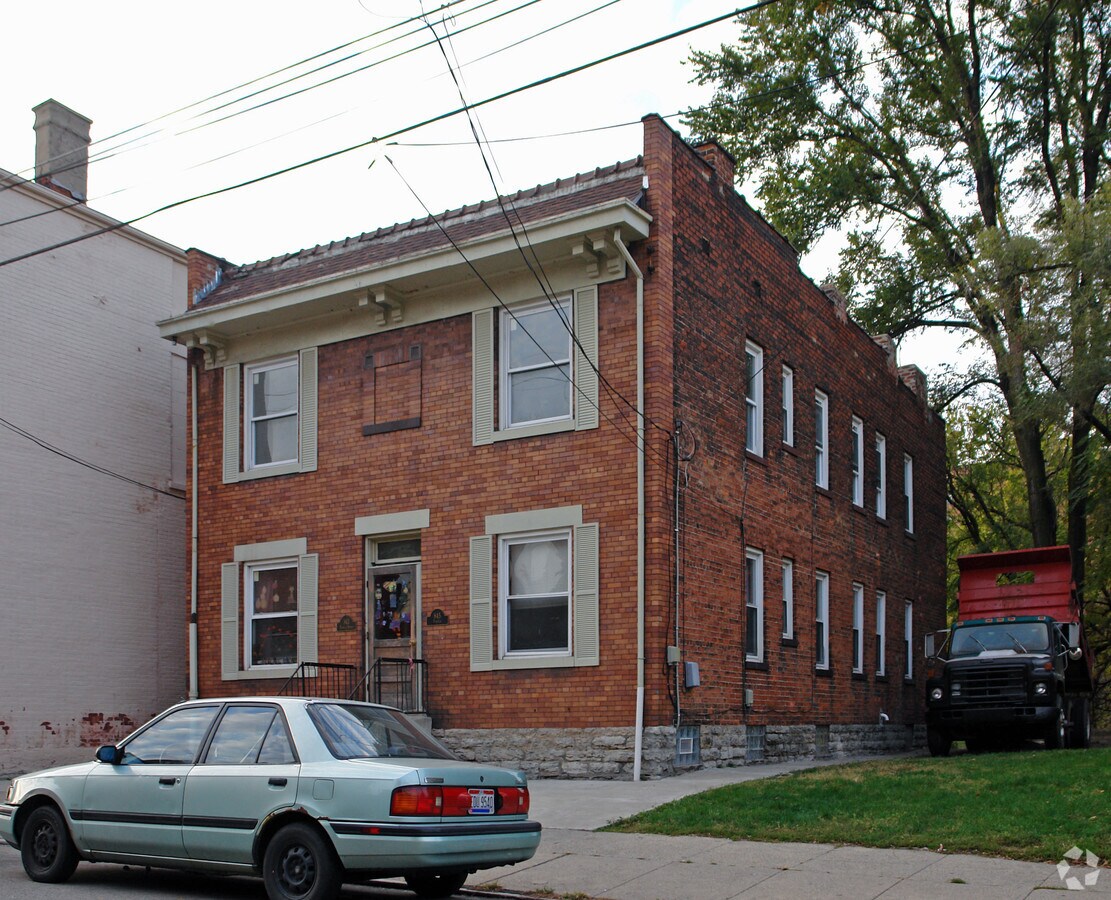 Photo - 843-845 Findlay St Apartments