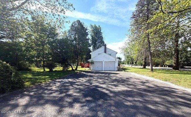Photo - 434 Plainfield Rd