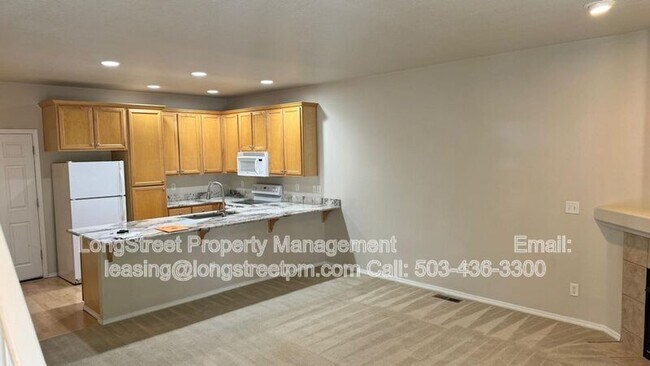 3157 NW Shooting Star Dr