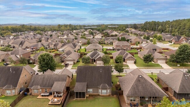 Photo - 110 Wolf Creek Trail SW