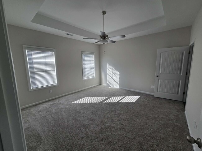 Photo - 966 Manitou Cir