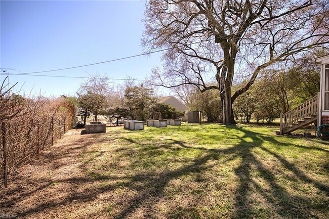 Photo - 7439 Lewis Ave