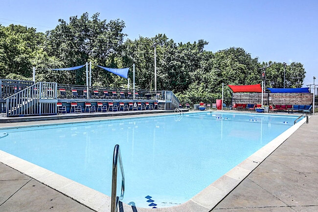 Photo - The Boulevard