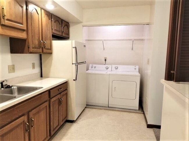 Photo - 509 Oak Glen Dr Unit 7