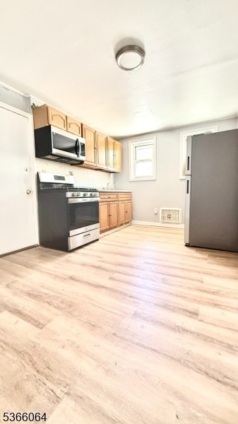 Photo - 500 Bond St Apartment