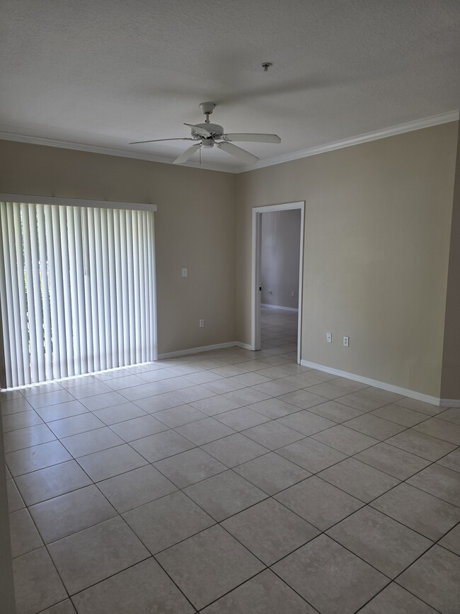 Photo - 5610 Pinnacle Heights Cir Unit 109