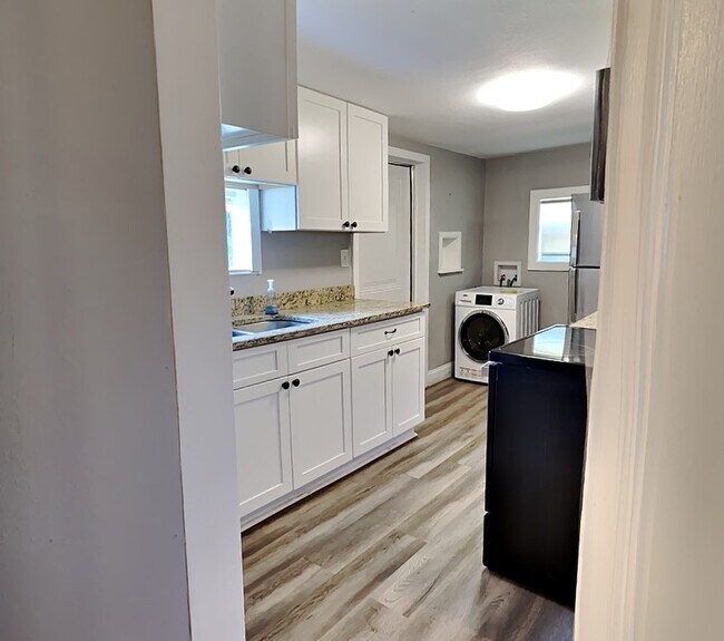 Photo - 1208 Francis Ave