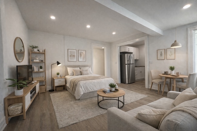 Building Photo - Freshly Renovated Bachelor Apartment Unit 19