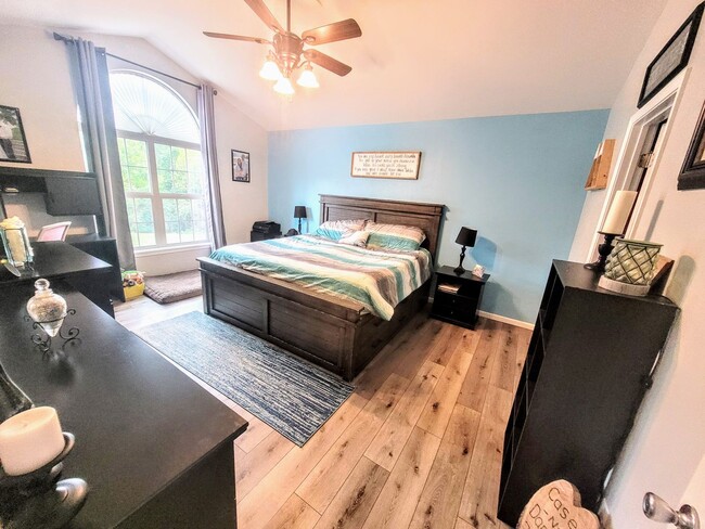 Photo - 22929 Revelation Rd