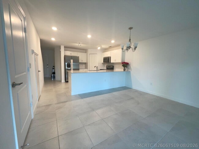 Photo - 6907 Broadwater Ln