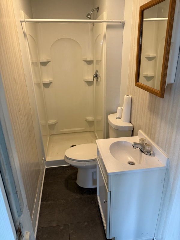 Photo - 203 W Washington St Unit Front