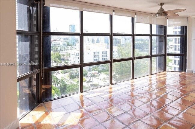 Building Photo - 6423 Collins Ave Unit 1101