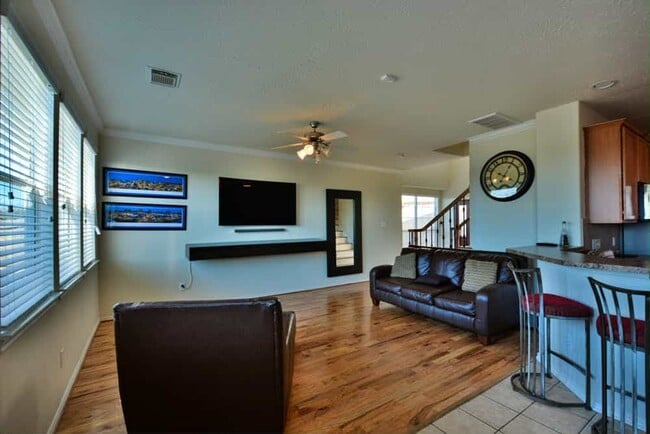 Photo - 3205 Victorian Manor Ln