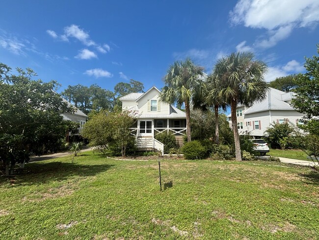 Photo - 802 Marvin Ave