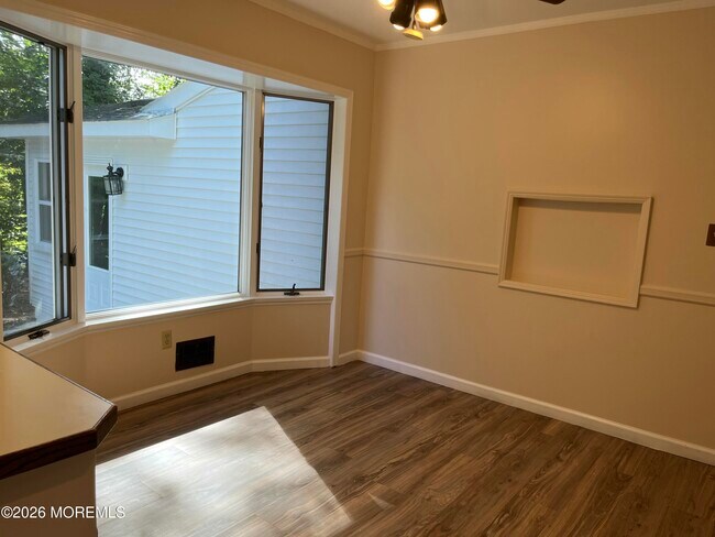 Photo - 12 Galewood Dr