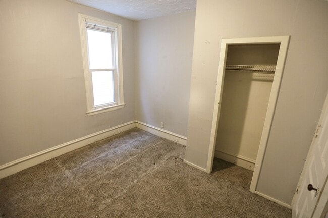 Photo - 1523 Broadway Ave NW