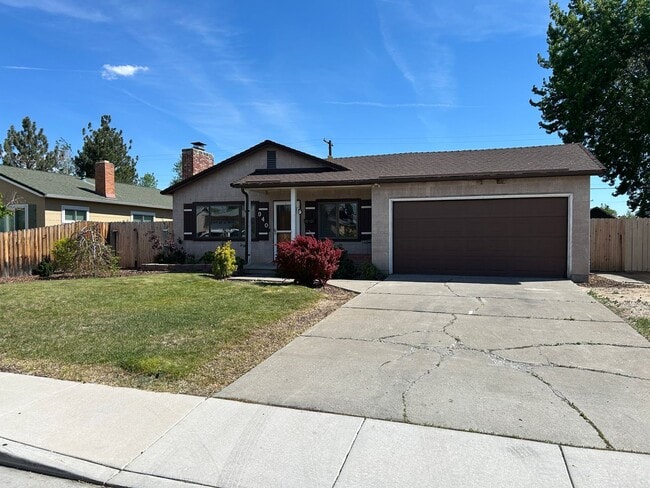 **READY FOR MOVE IN** SINGLE STORY HOME IN... - **READY FOR MOVE IN** SINGLE STORY HOME IN...
