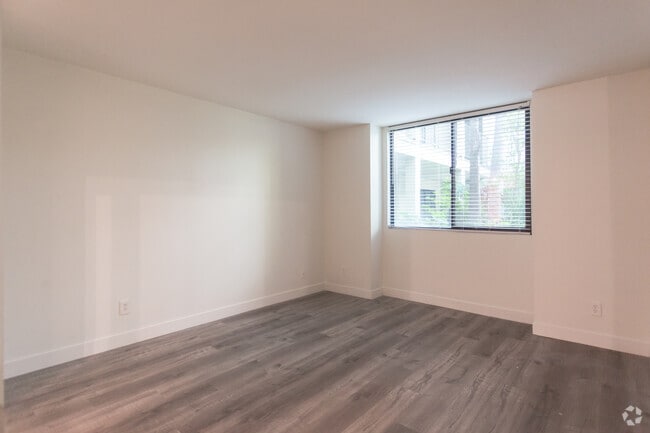 1HAB,1BA-800SF- habitación - Bakman Apartments