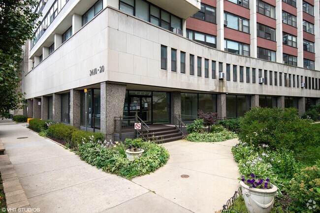 Building Photo - 3410 N Lake Shore Dr Unit 16F Rental