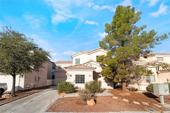 Photo - 5941 Crumbling Ridge St