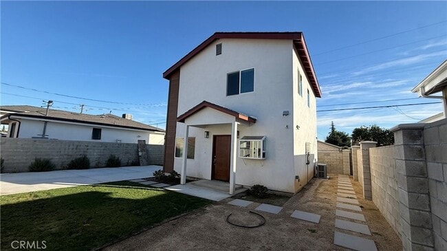 Photo - 3346 Brandon St