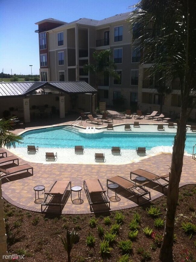 Photo - 2 br, 2 bath Condo - 11200 Broadway St Fla...