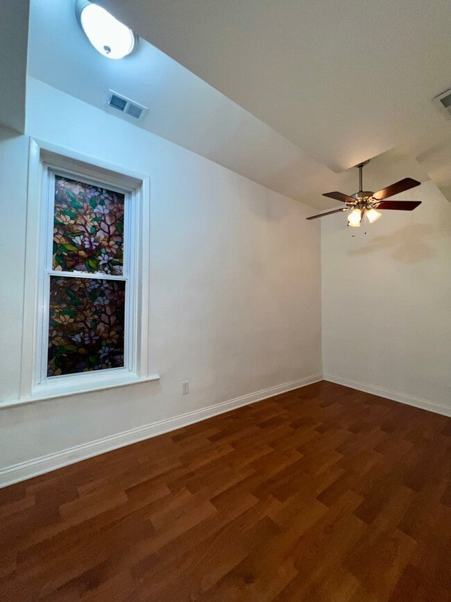 Photo - 2851 S Emerald Ave