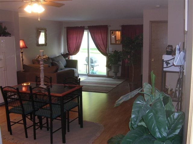 Photo - 1037 Ridge St