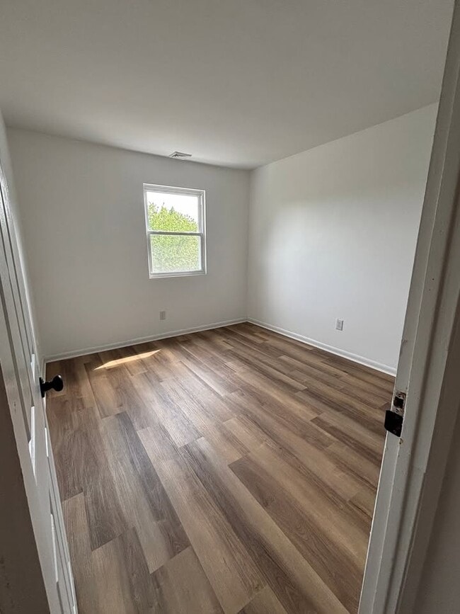 Photo - 163 Salem Rd