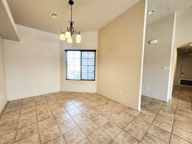 Photo - "Spacious 4-Bedroom, 2-Bathroom SOLAR Home in Mesa del Sol!"