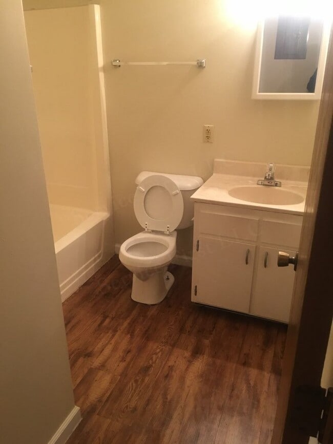 Photo - Fayette Manor Unit A3