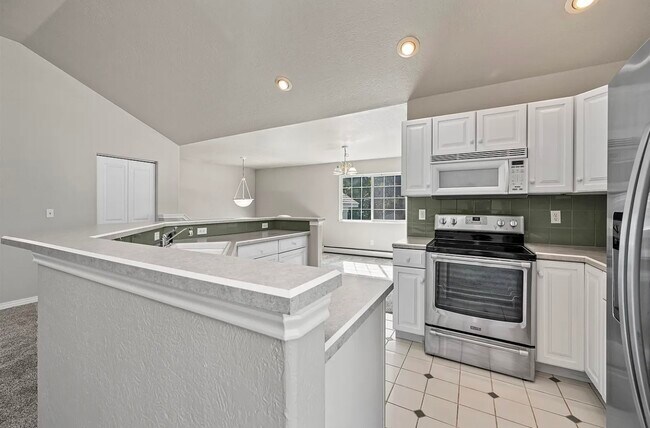 Photo - 712 Glen Ct Unit 40