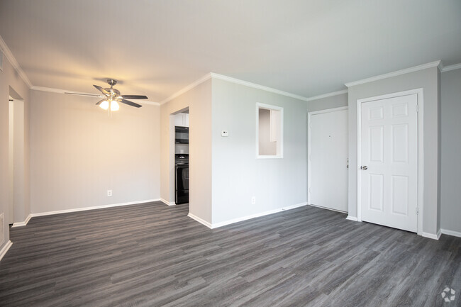 1HAB,1BA-Royale Reno - New Salem Village Apartamentos